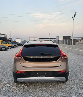 Volvo V40 Cross Country 5B Cross Country  | Mobile.bg    5