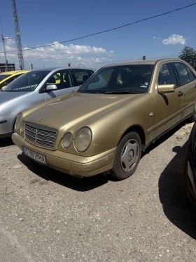 ����� �� �������� �� Mercedes-Benz E 220