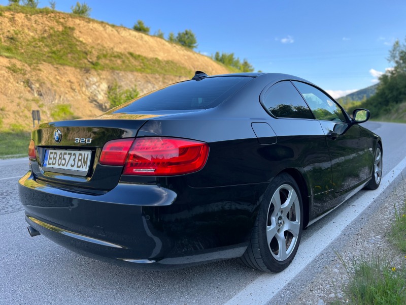 BMW 320 Facelift LCI, снимка 6 - Автомобили и джипове - 43804286