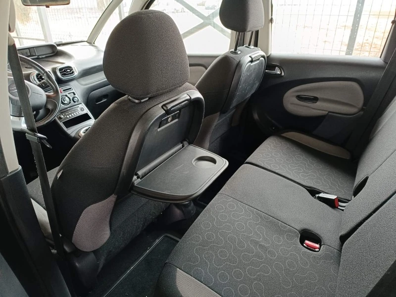 Citroen C3 Picasso 1.6 HDI / 2009г., снимка 14 - Автомобили и джипове - 46723912