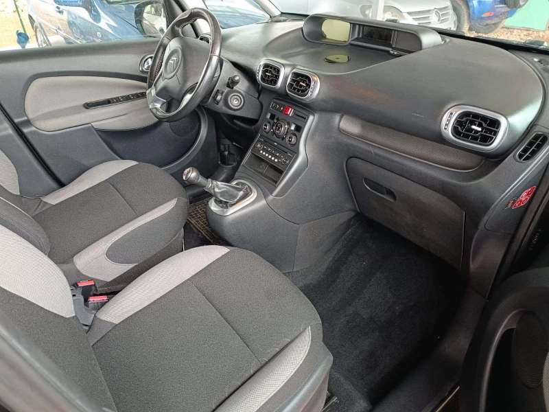 Citroen C3 Picasso 1.6 HDI / 2009г., снимка 12 - Автомобили и джипове - 46723912