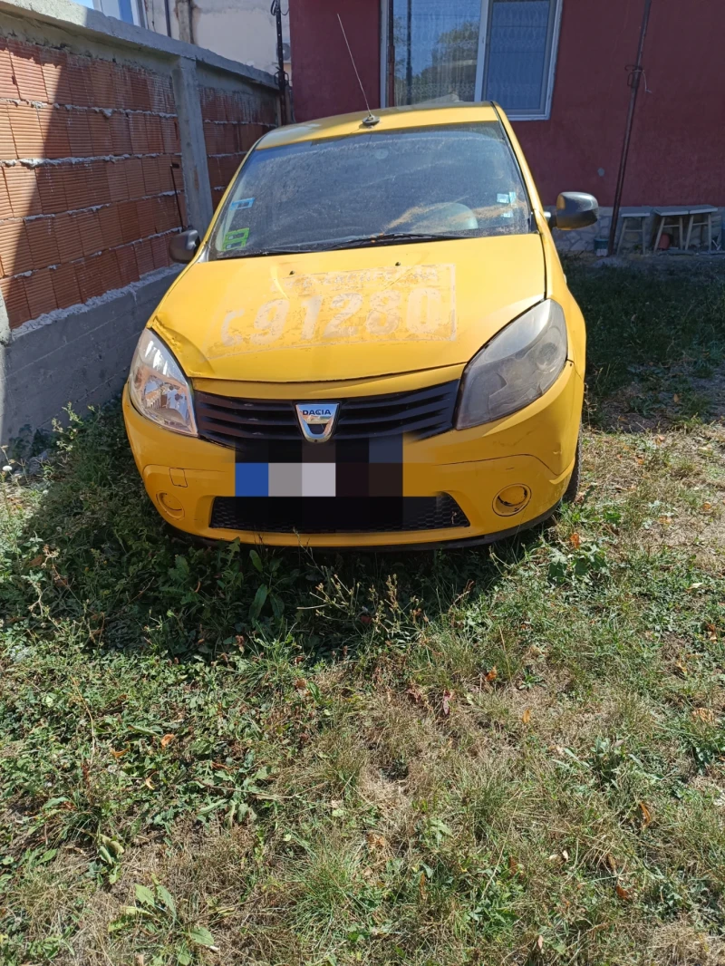 Dacia Sandero 1.4 бензин .газ, снимка 1 - Автомобили и джипове - 47169592