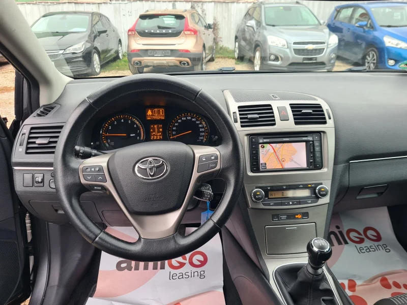 Toyota Avensis 1.8 NAVI, снимка 15 - Автомобили и джипове - 47990961