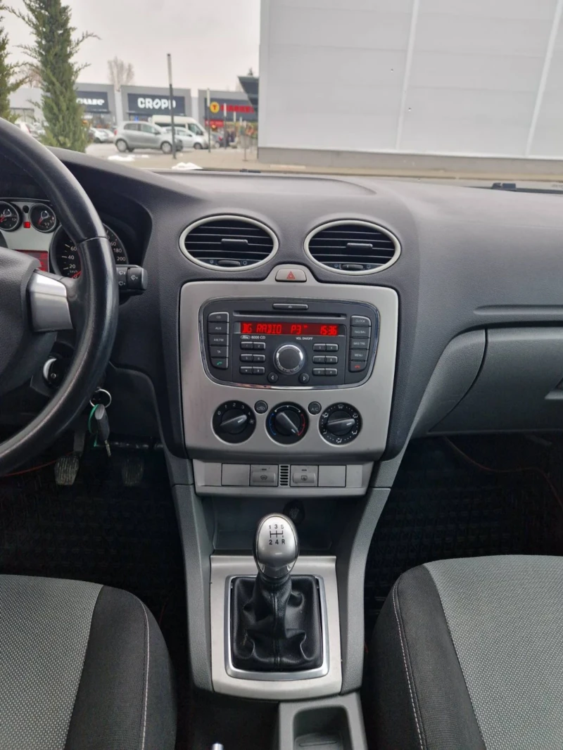 Ford Focus 1.6 / 109к.с., снимка 9 - Автомобили и джипове - 48687280