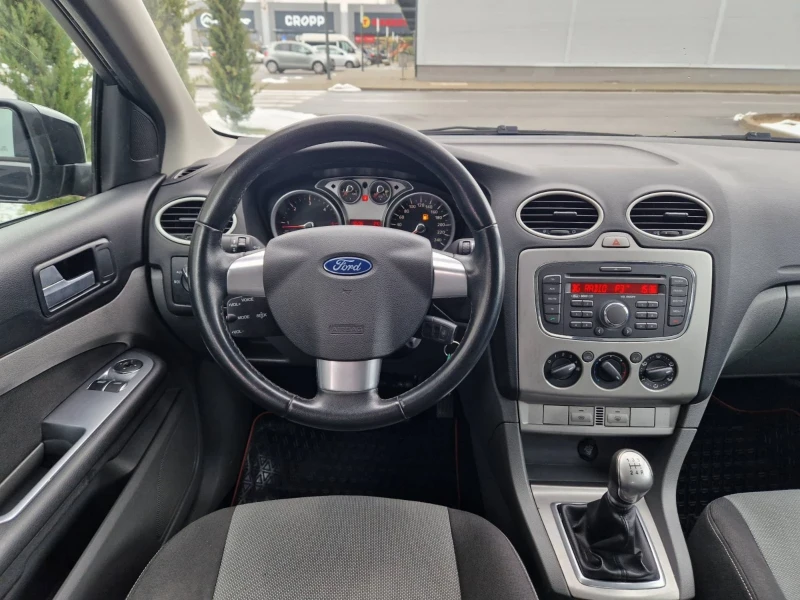 Ford Focus 1.6 / 109к.с., снимка 11 - Автомобили и джипове - 48687280