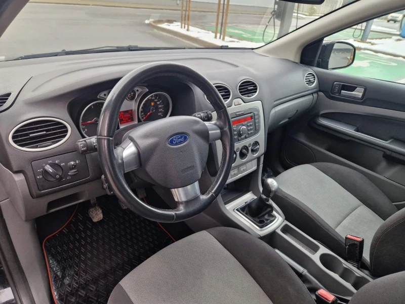 Ford Focus 1.6 / 109к.с., снимка 12 - Автомобили и джипове - 48687280