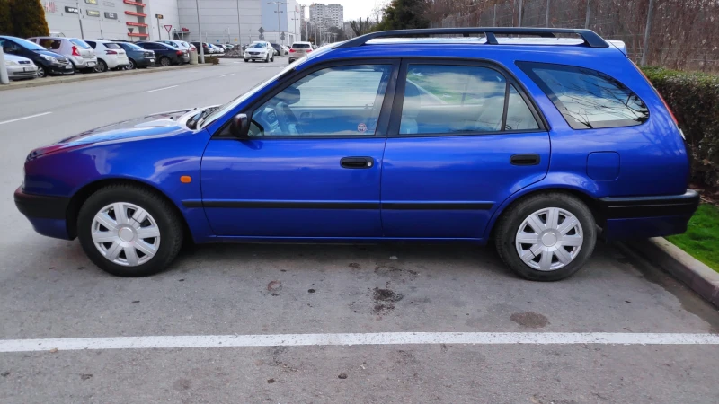 Toyota Corolla, снимка 7 - Автомобили и джипове - 49350045