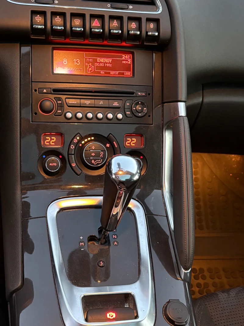 Peugeot 3008, снимка 10 - Автомобили и джипове - 52435233