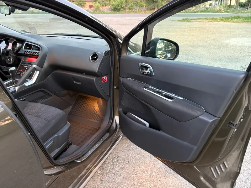 Peugeot 3008, снимка 5 - Автомобили и джипове - 52435233