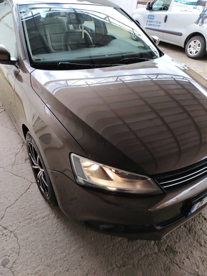 VW Jetta, снимка 9 - Автомобили и джипове - 52389693