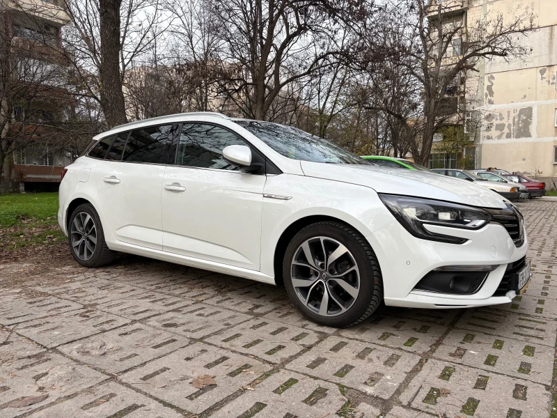Renault Megane 1.5dci Bose, снимка 4 - Автомобили и джипове - 52727799