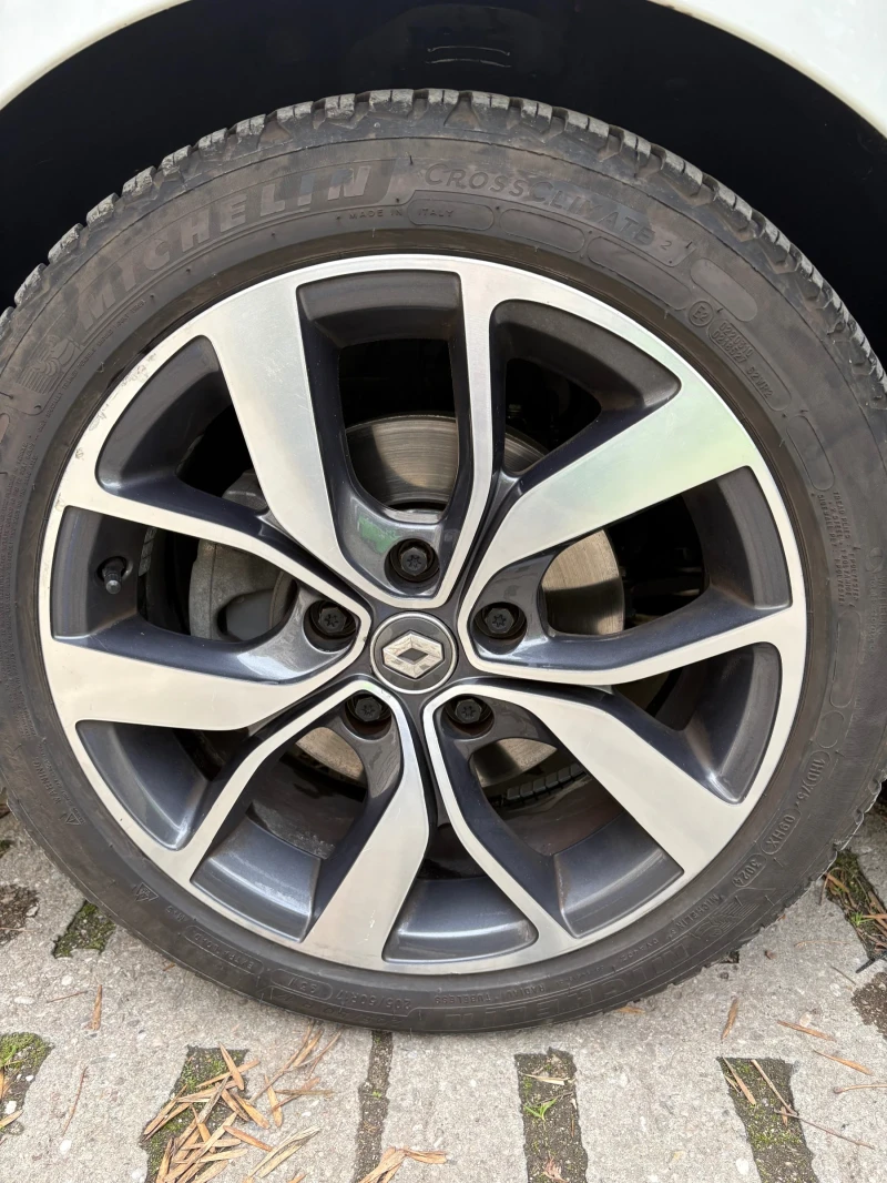 Renault Megane 1.5dci Bose, снимка 11 - Автомобили и джипове - 52727799