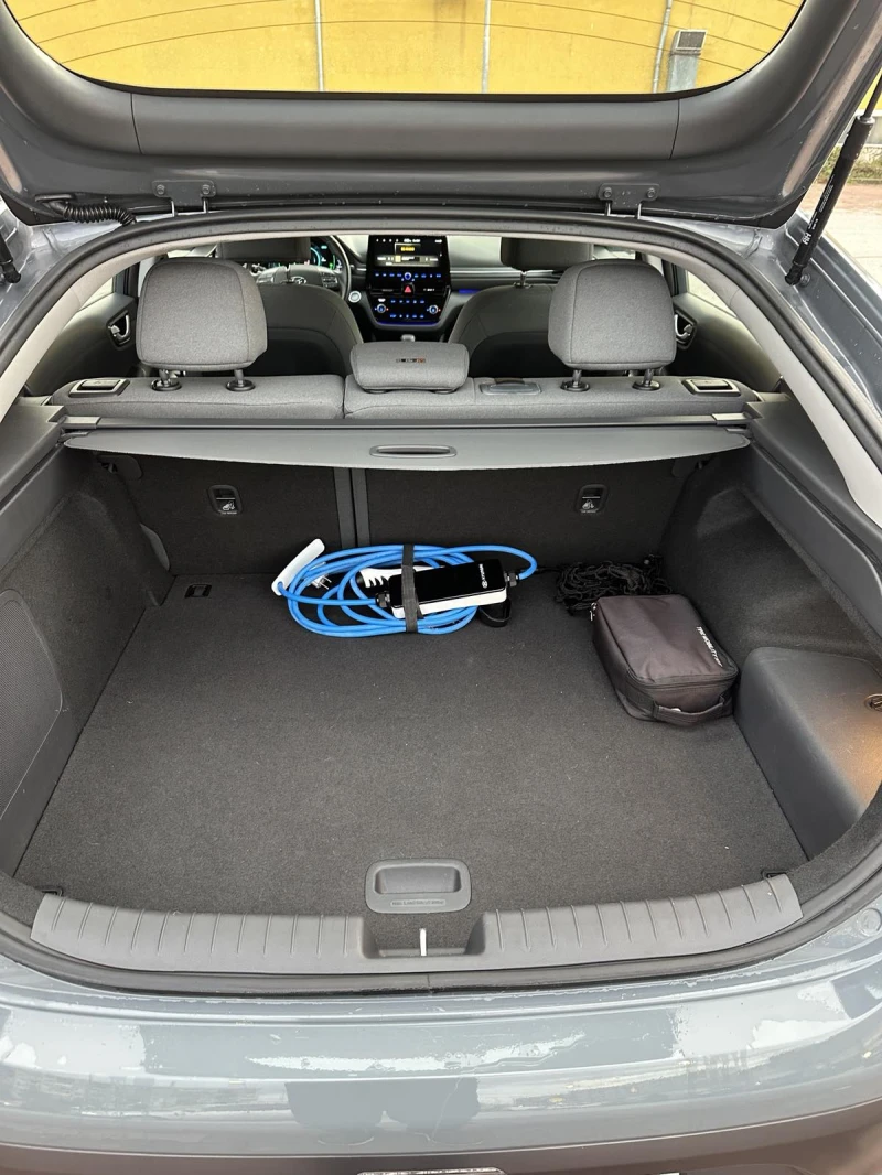 Hyundai Ioniq HYUNDAI Ioniq 1.6 Gdi Plug-In Hybrid Premium, снимка 6 - Автомобили и джипове - 52750283