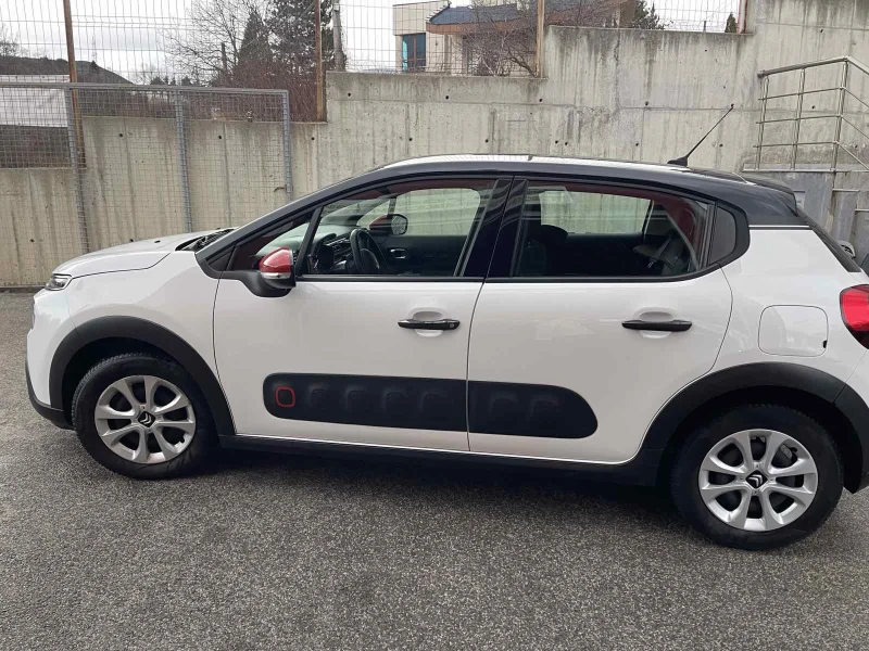 Citroen C3 Shine Puretech, снимка 2 - Автомобили и джипове - 53326675