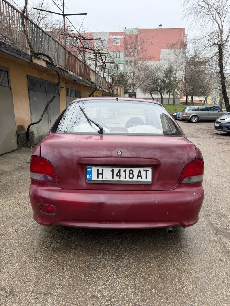 Hyundai Accent 1.5i НОВИ ГУМИ АКУМОЛАТОР, снимка 5 - Автомобили и джипове - 53381541