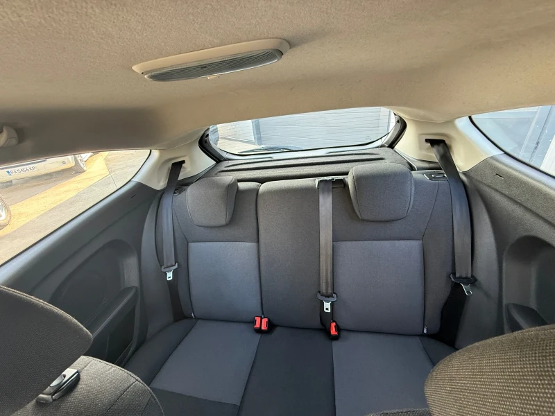 Ford Fiesta, снимка 12 - Автомобили и джипове - 53406577