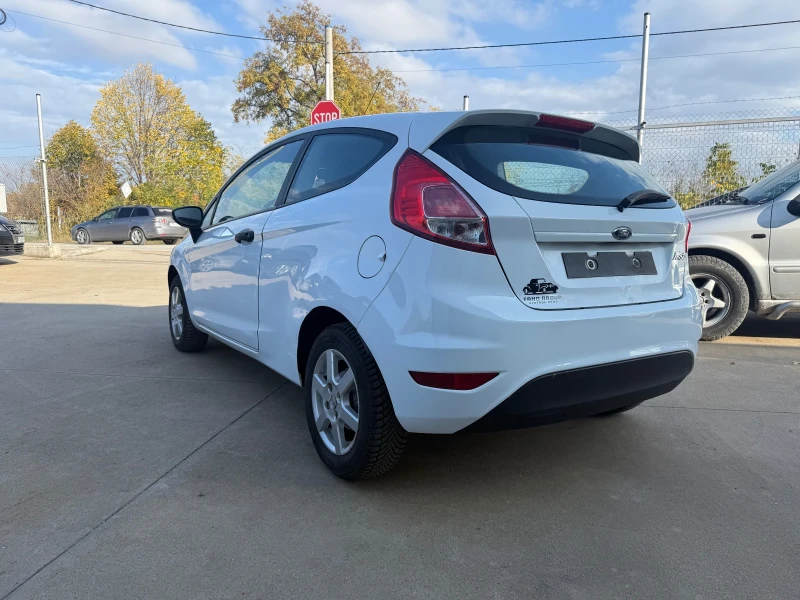 Ford Fiesta, снимка 8 - Автомобили и джипове - 53406577