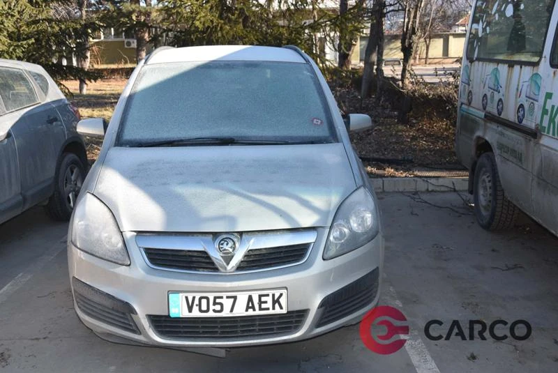 Opel Zafira 1.6 105HP, снимка 2 - Автомобили и джипове - 35339805