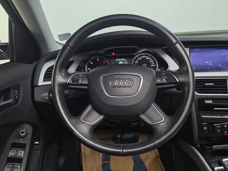 Audi A4 2.0 TDI - САМО 30% АВАНС, снимка 13 - Автомобили и джипове - 55404160