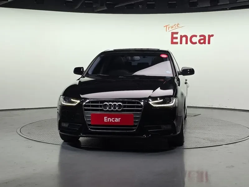 Audi A4 2.0 TDI - САМО 30% АВАНС, снимка 3 - Автомобили и джипове - 55404160