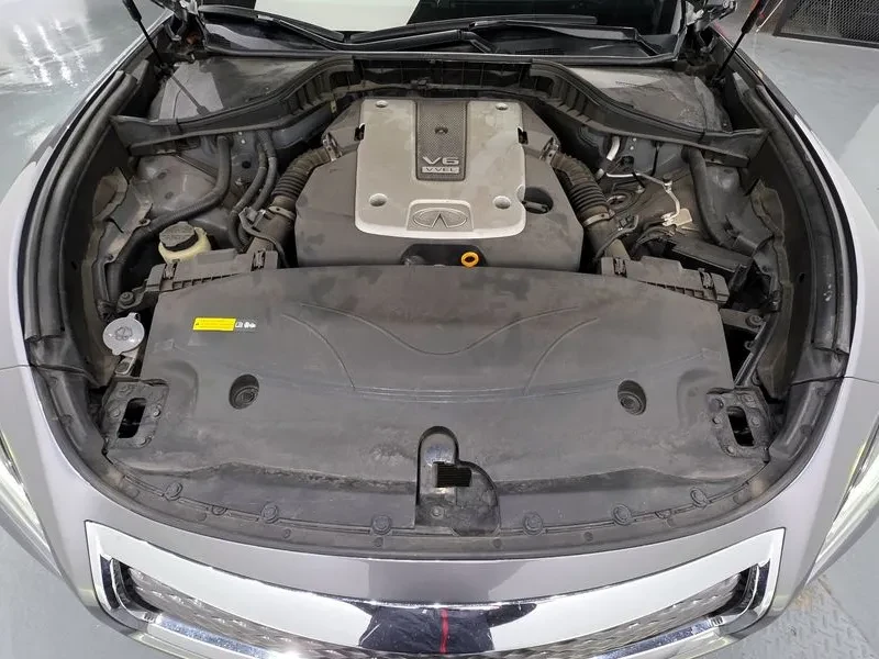 Infiniti Q70  3.7 Awd, снимка 6 - Автомобили и джипове - 55788581