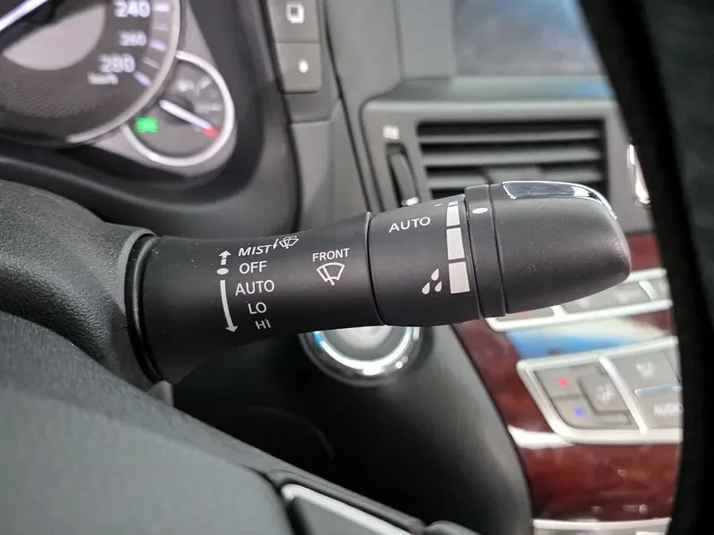 Infiniti Q70  3.7 Awd, снимка 16 - Автомобили и джипове - 55788581