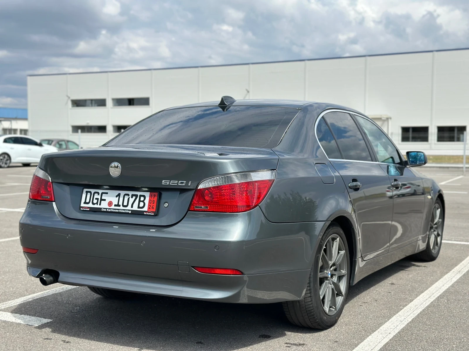 BMW 520 170 кс Подгрев PDC Люк - изображение 3