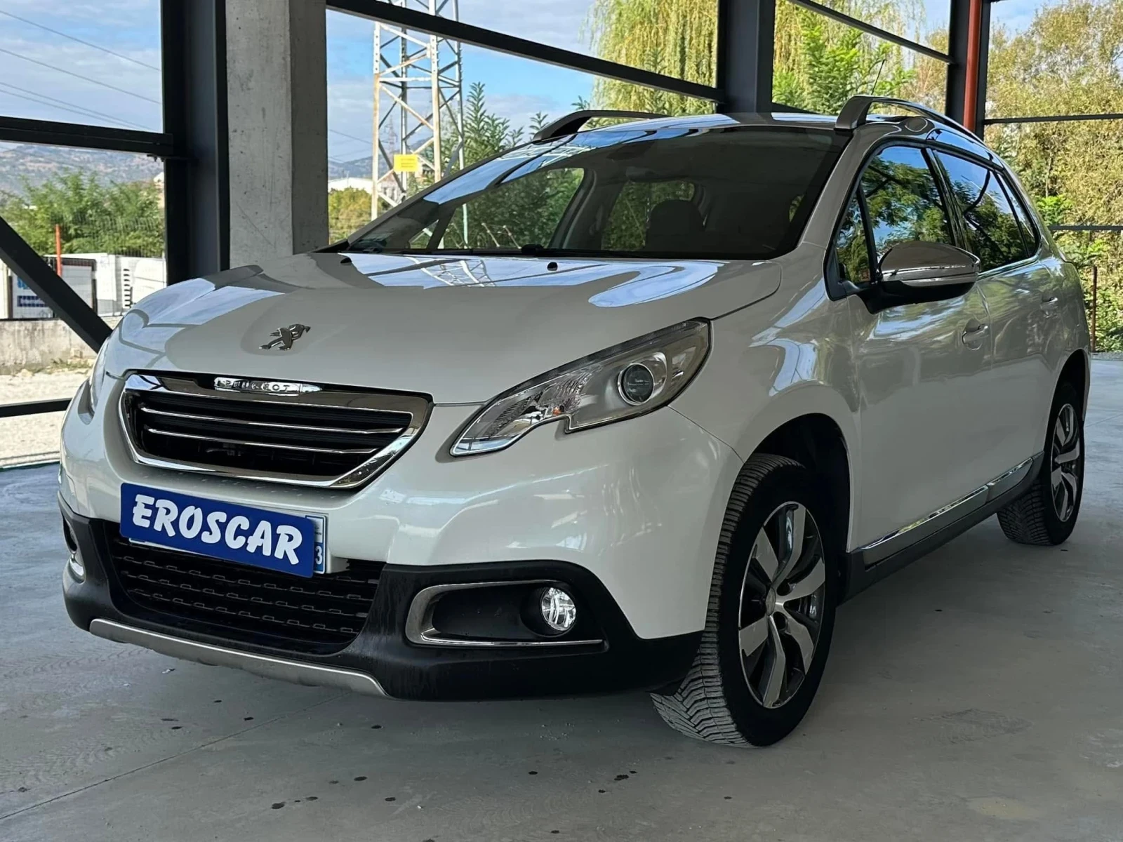 Peugeot 2008 1.2/PureTech/Allure/Euro6 - изображение 2