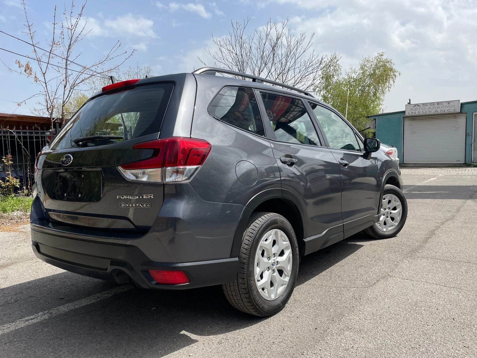 Subaru Forester 2.5 182 USA 130000 km - изображение 5
