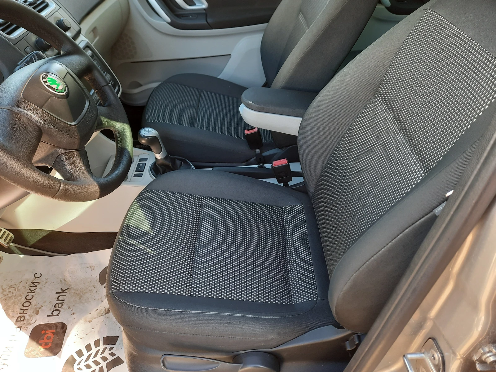 Skoda Fabia SCOUT 1.9TDI - изображение 9