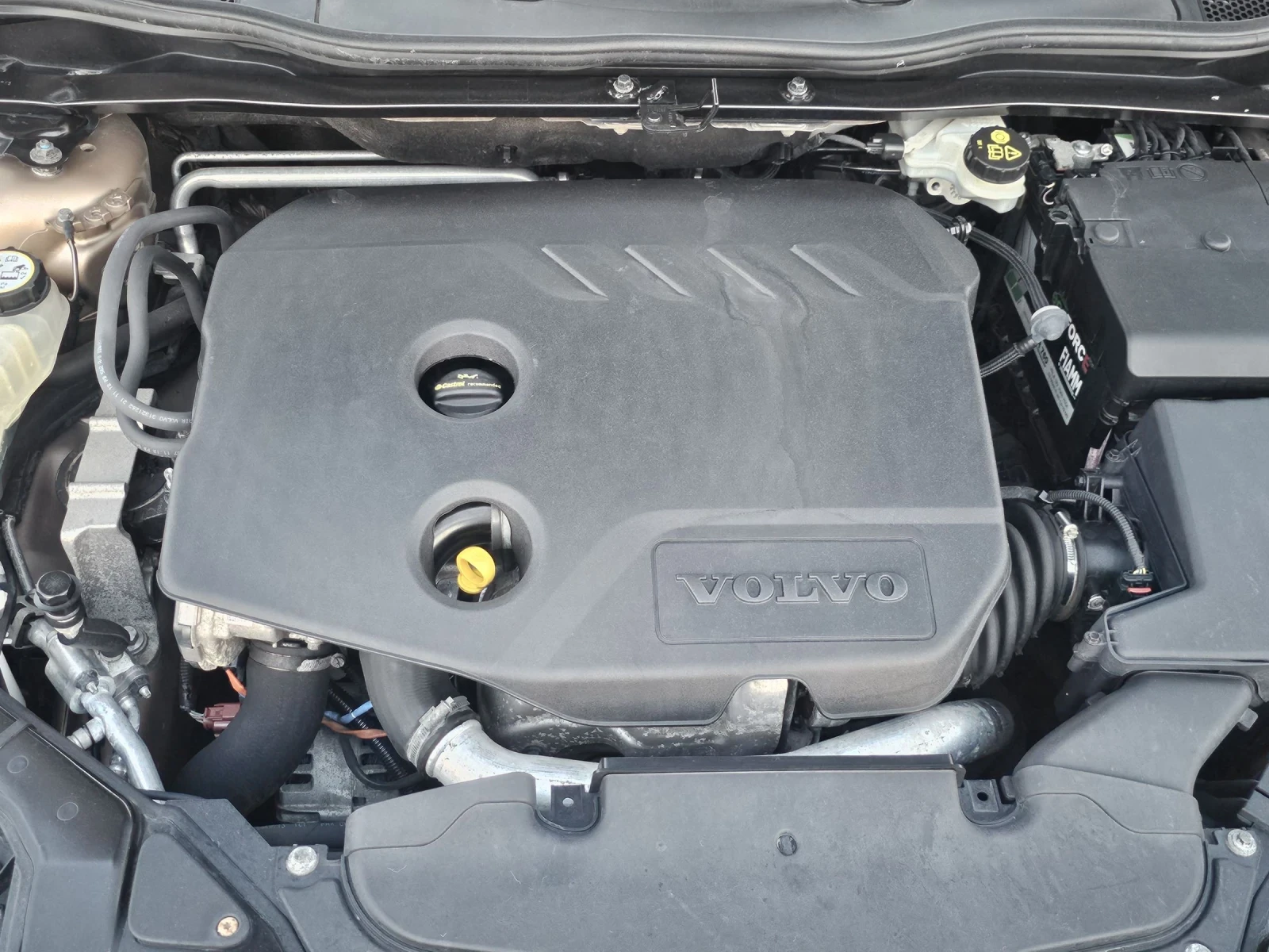 Volvo V40 Cross Country Капарирана/Продадена  | Mobile.bg — изображение 16