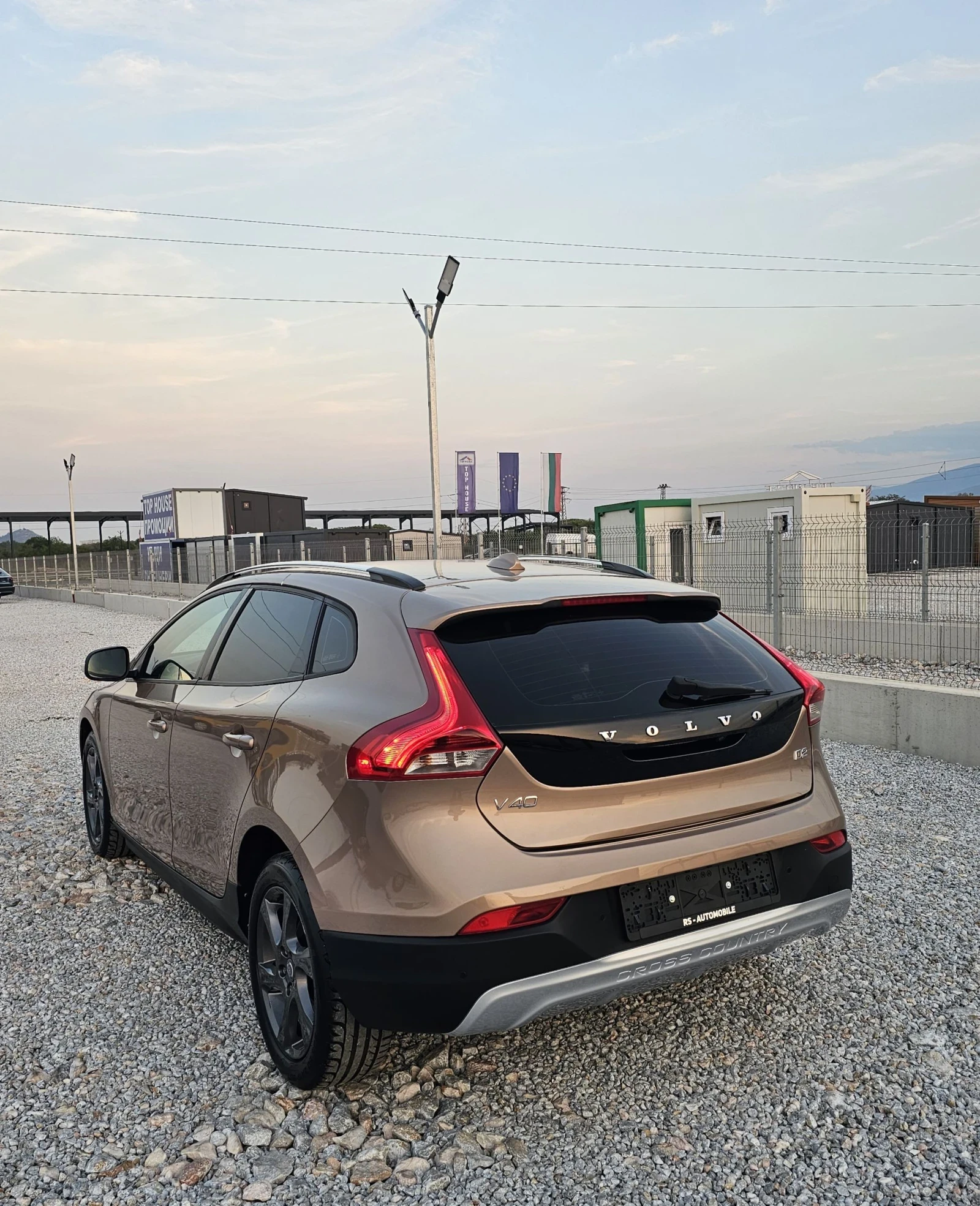 Volvo V40 Cross Country Евро5B Cross Country  - изображение 3