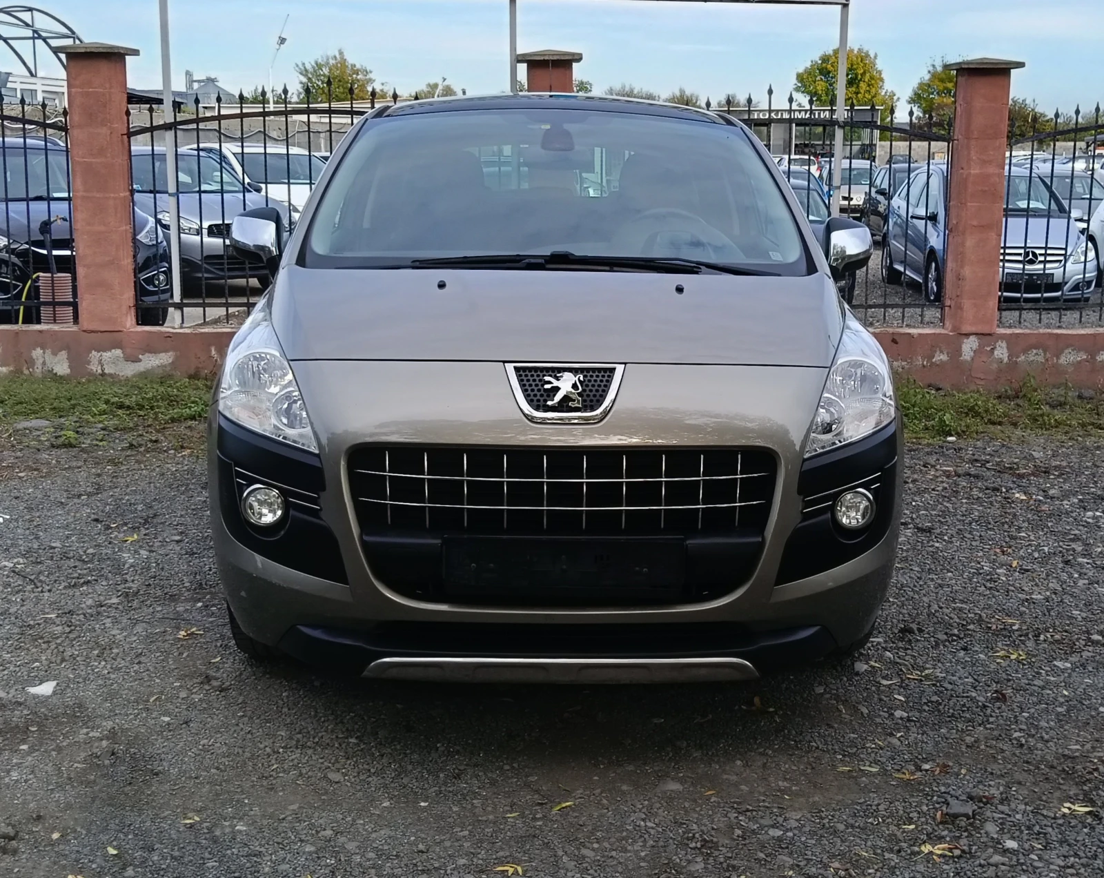 Peugeot 3008 1.6 eHDI - изображение 2