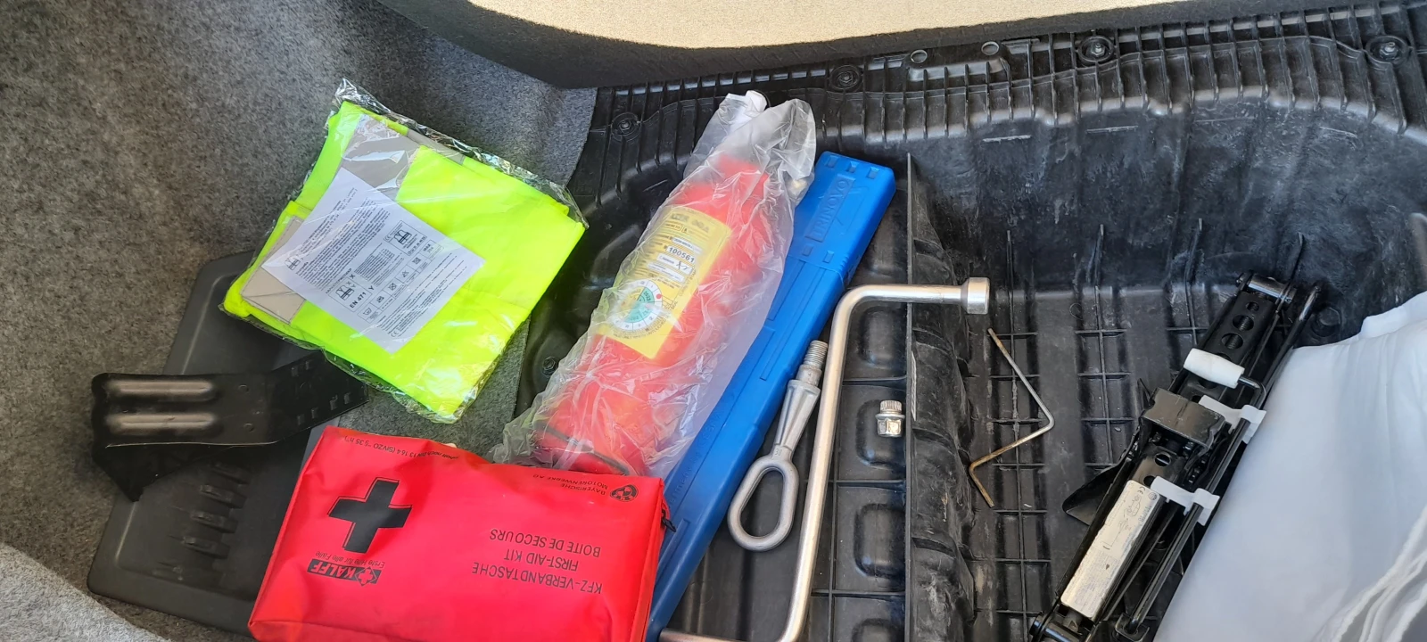 BMW 318 | Mobile.bg   9