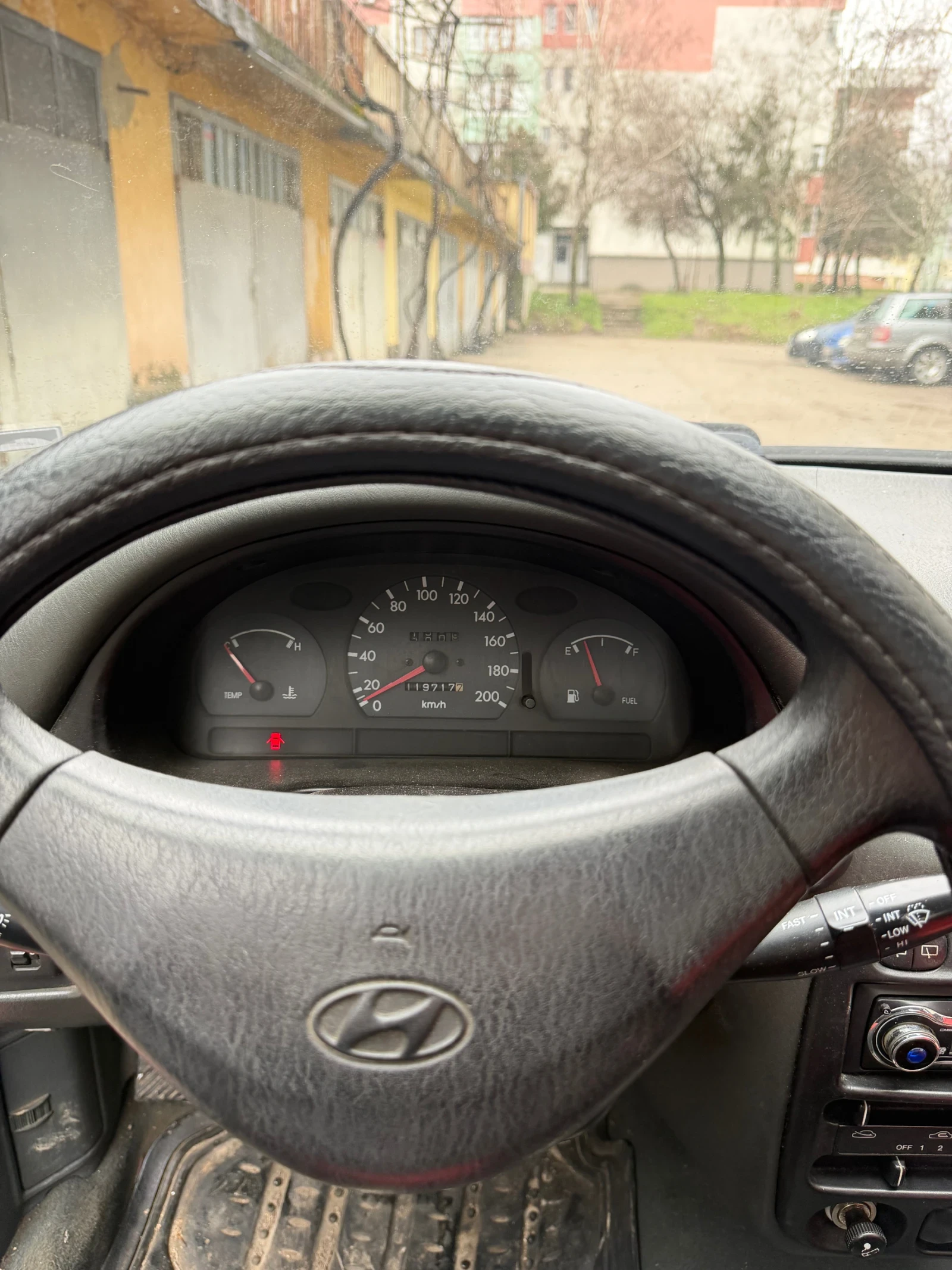 Hyundai Accent 1.5i НОВИ ГУМИ АКУМОЛАТОР - изображение 6