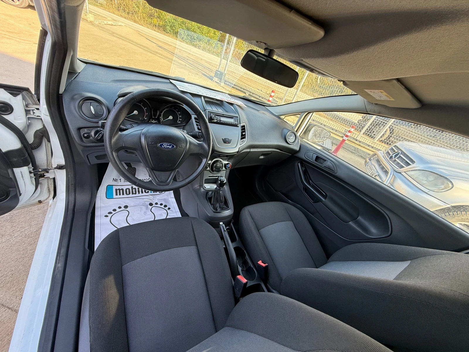 Ford Fiesta  - изображение 10