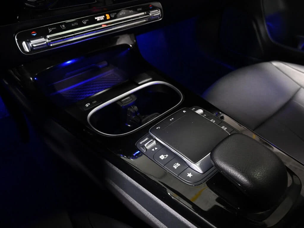 Mercedes-Benz CLA 250 4Matic* АвтоКредит* (ЦЕНА ДО БГ), снимка 15 - Автомобили и джипове - 54058479