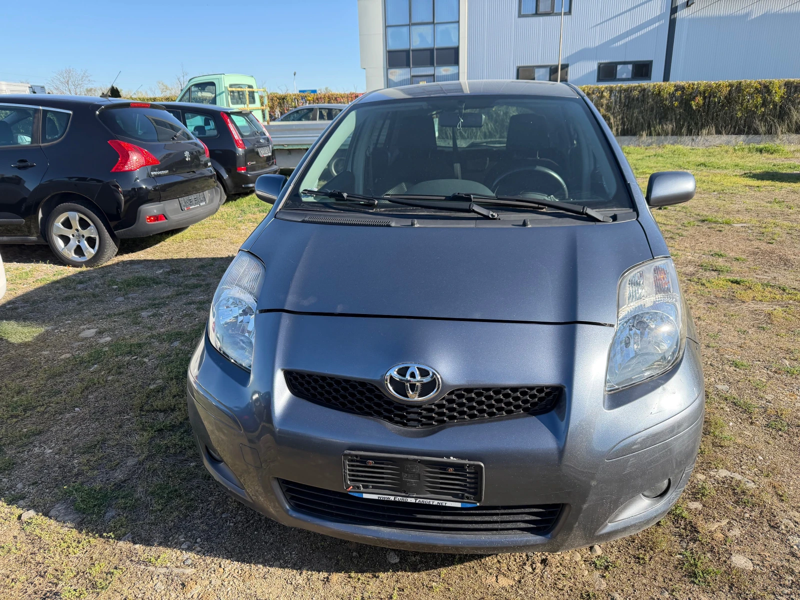 Toyota Yaris 1.33 VVTI, снимка 2 - Автомобили и джипове - 54130989