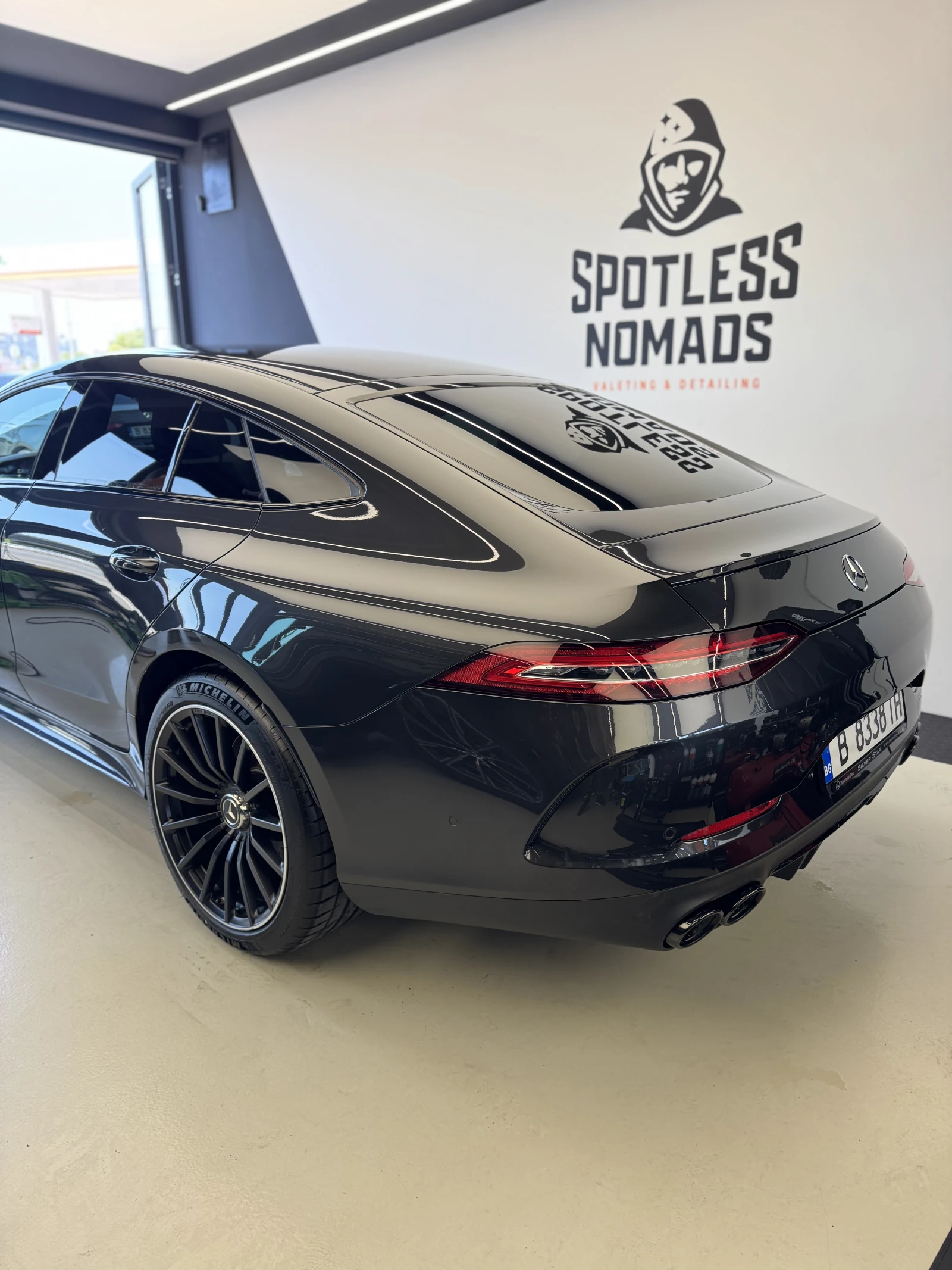 Mercedes-Benz GT 53 AMG 4MATIC PLUS, снимка 7 - Автомобили и джипове - 54225507