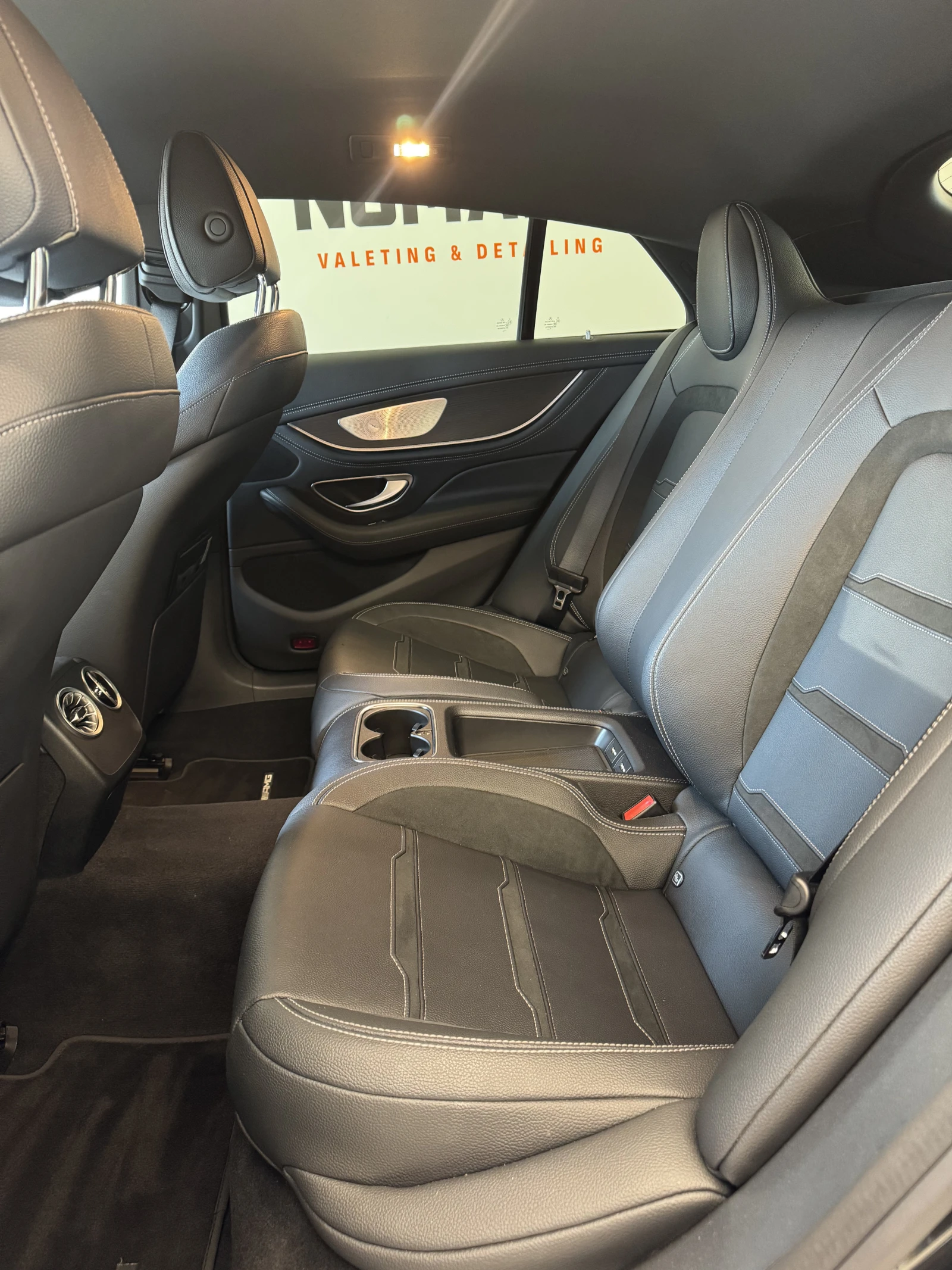 Mercedes-Benz GT 53 AMG 4MATIC PLUS, снимка 9 - Автомобили и джипове - 54225507