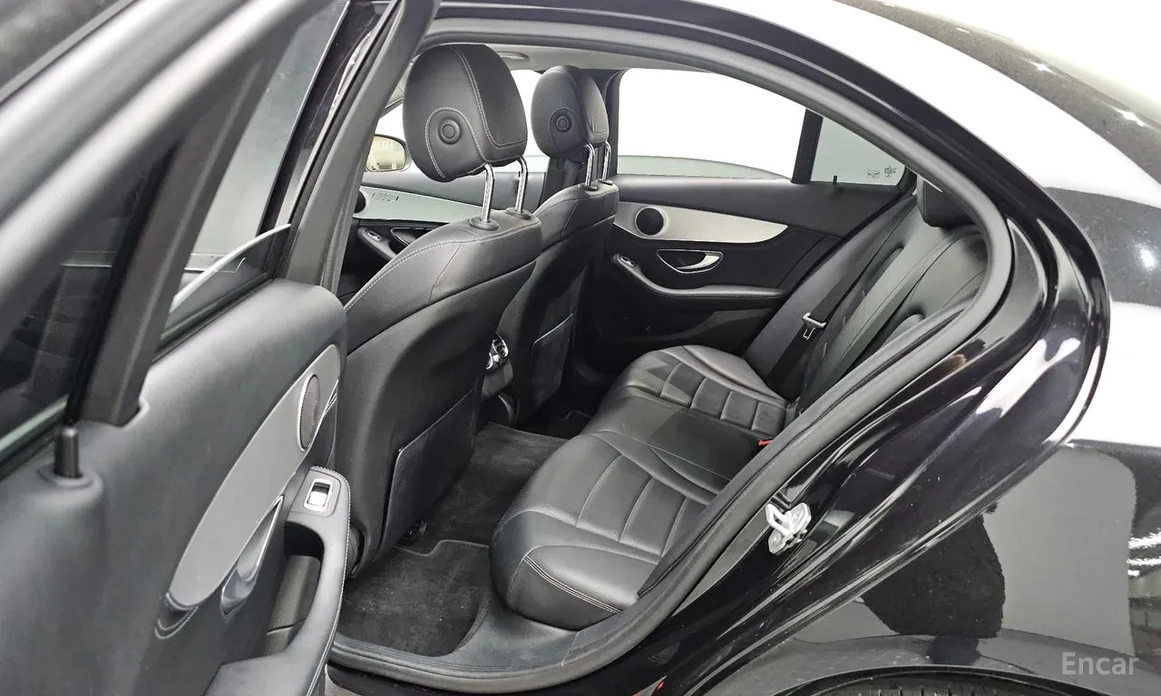 Mercedes-Benz C 200, снимка 9 - Автомобили и джипове - 54735804
