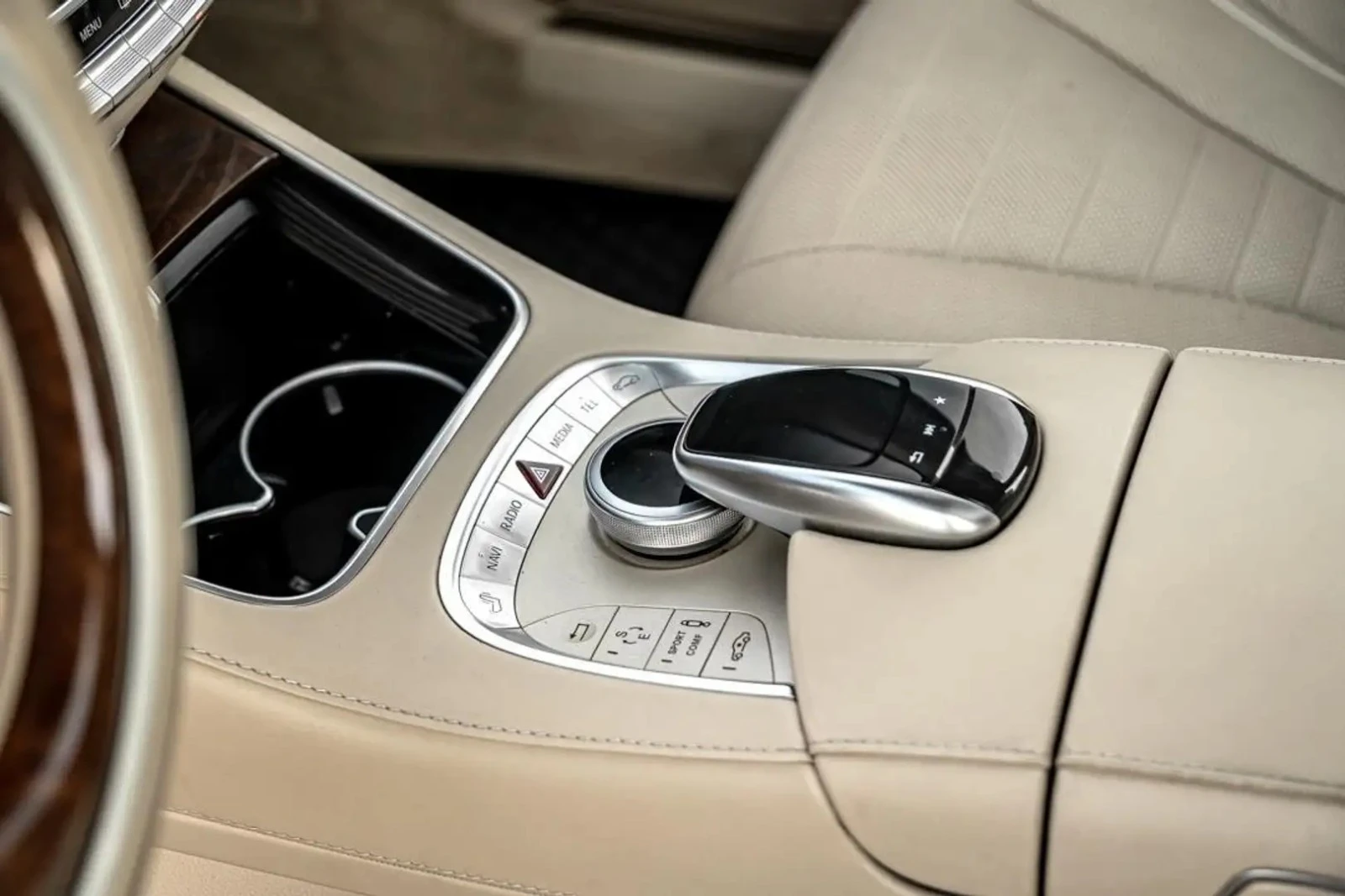 Mercedes-Benz S 550 4MATIC AMG* HUD* МАСАЖИ* , снимка 11 - Автомобили и джипове - 55584347