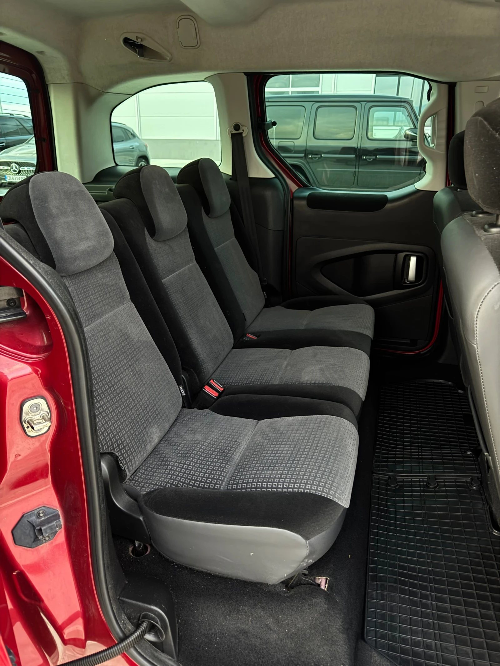 Citroen Berlingo 1.6 HDi, снимка 6 - Автомобили и джипове - 55658164