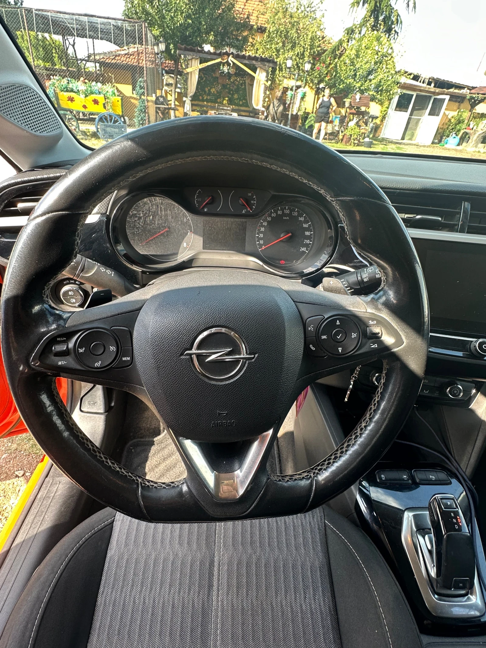 Opel Corsa, снимка 8 - Автомобили и джипове - 55952811