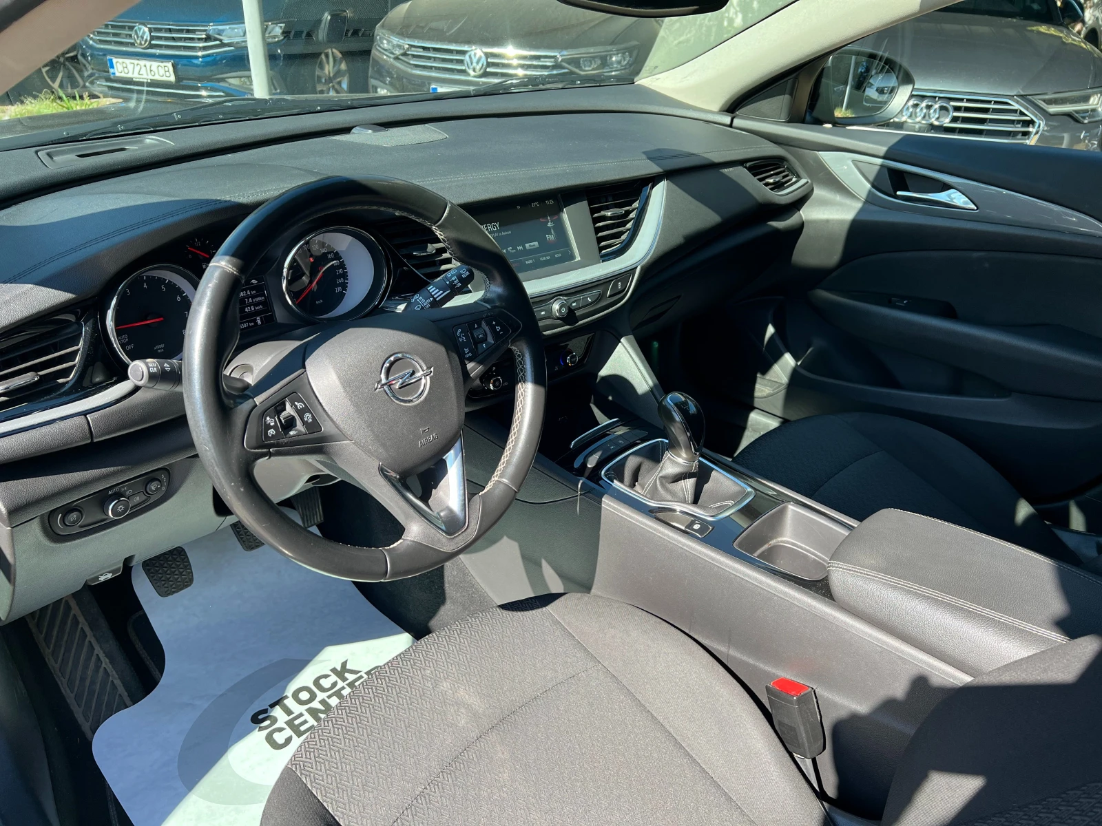 Opel Insignia 1.5 GS Edition 140 к.с., снимка 11 - Автомобили и джипове - 56126648
