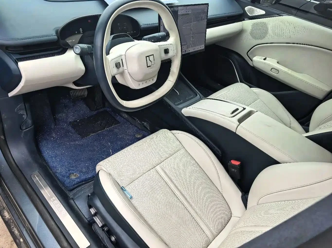 Zeekr 7X, снимка 6 - Автомобили и джипове - 56687211