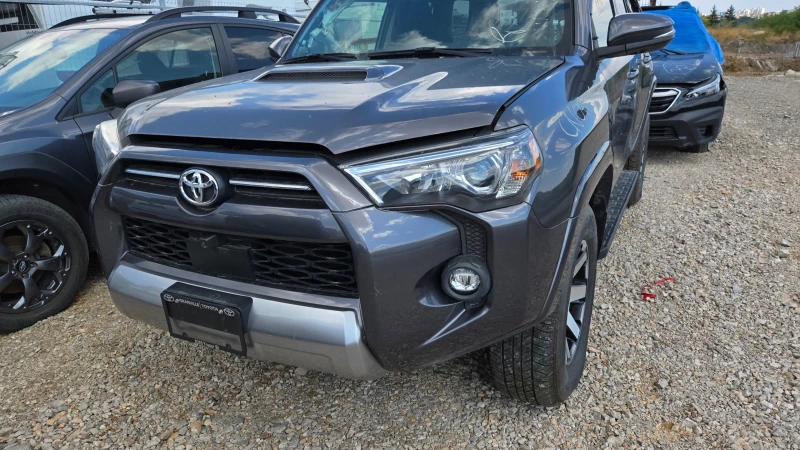 Toyota 4runner TRD Off Road, снимка 1 - Автомобили и джипове - 46993619