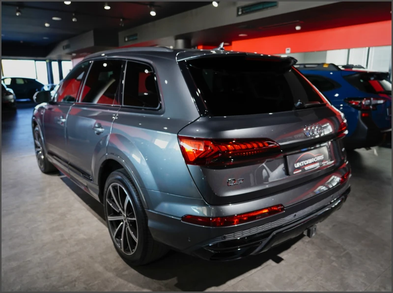 Audi Q7 Quattro* Mild Hybrid* S-line* 6+ 1, снимка 4 - Автомобили и джипове - 47805163