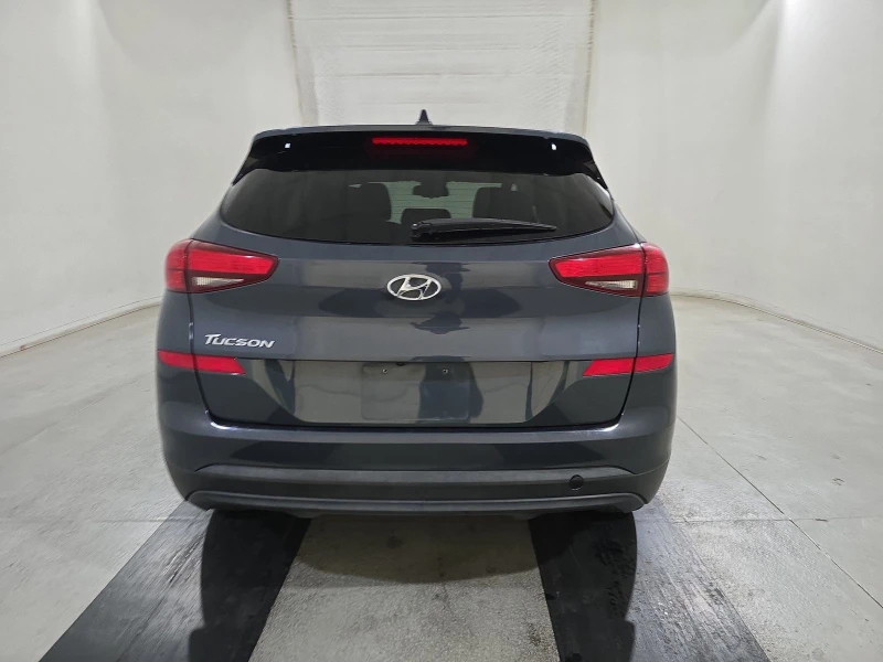 Hyundai Tucson Value, снимка 6 - Автомобили и джипове - 48613855