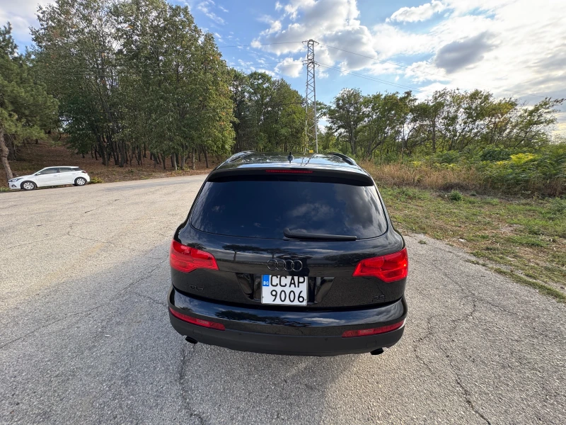 Audi Q7, снимка 7 - Автомобили и джипове - 52499948